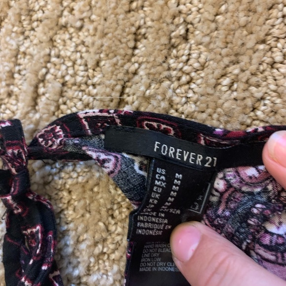 Halter Crop Top - Picture 2 of 3